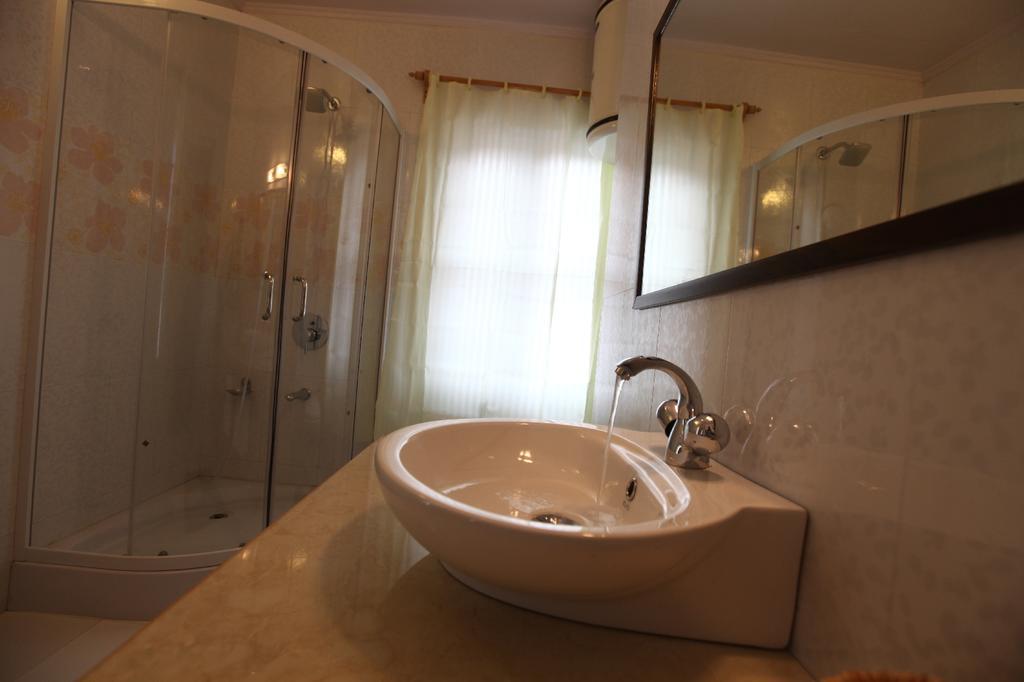 Dove Cottage Srīnagar Kültér fotó