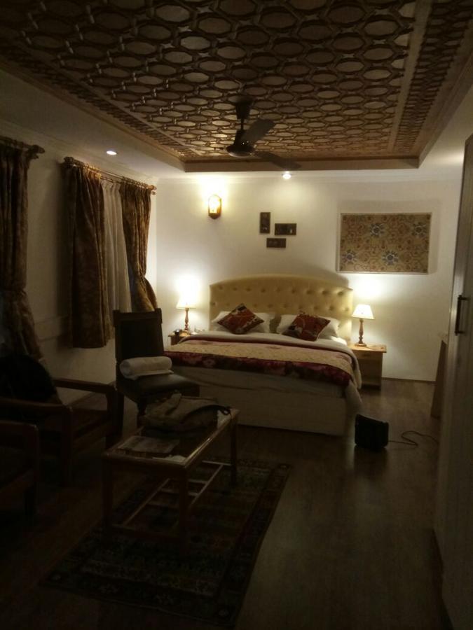 Dove Cottage Srīnagar Kültér fotó