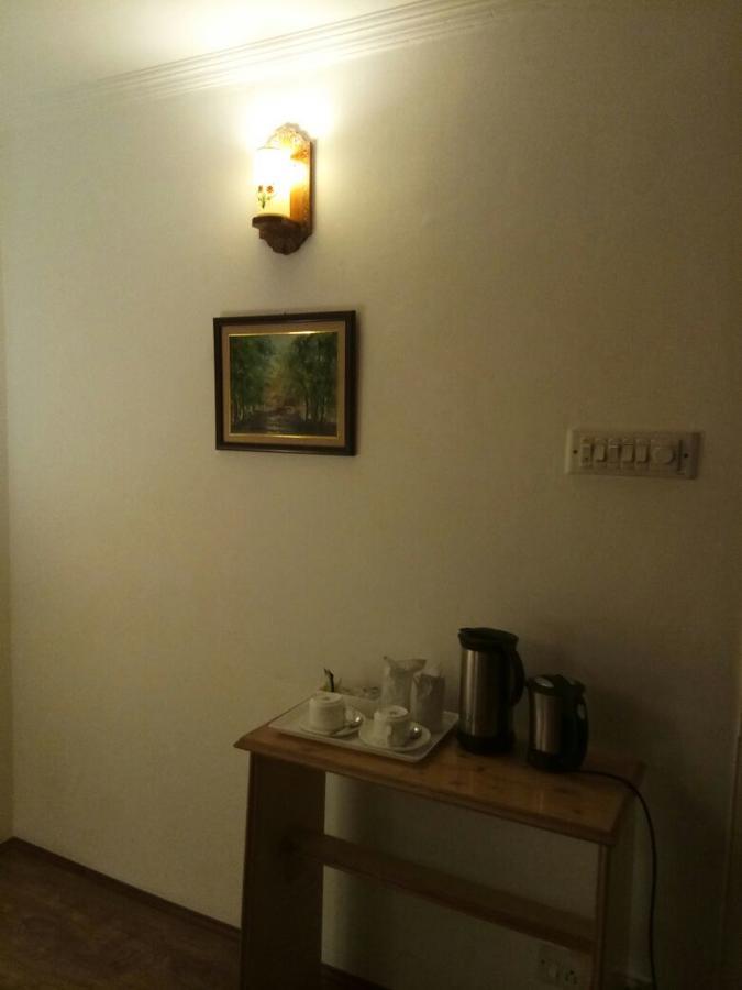 Dove Cottage Srīnagar Kültér fotó